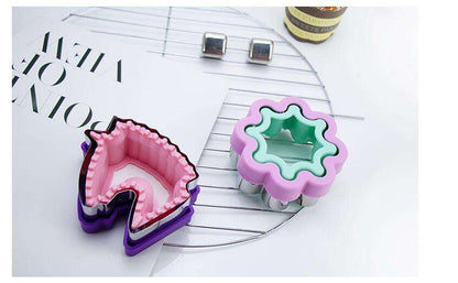 Stainless Steel Seal Sandwich Cutter (1 Pc)